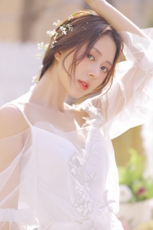 教官趁她睡着吸允她的花蜜